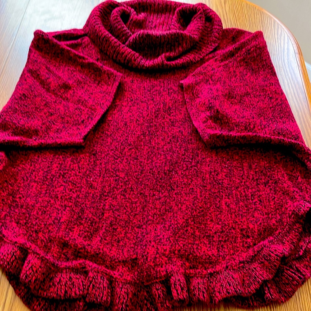 Studio works short sleeve sweater, XL in red/black.